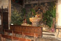 Création de la crèche de la cathédrale de Bayonne décembre 2013