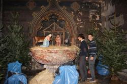 Création de la crèche de la cathédrale de Bayonne décembre 2013